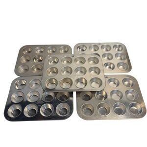 VTG Mirro Muffin Tin Silver Aluminum Baking Pan Set of 5 Retro Kitchenware 182M